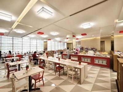 Khách sạn Genting Jurong Singapore